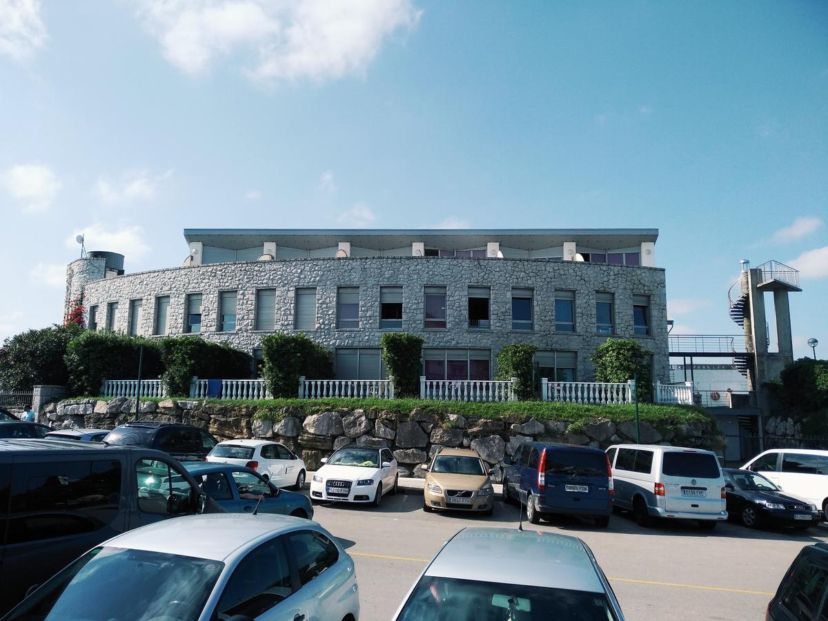 Apartamentos El Caserio Suances Bagian luar foto